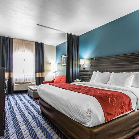 Comfort Suites Fairgrounds West Oklahoma City Bagian luar foto