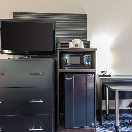 Comfort Suites Fairgrounds West Oklahoma City Bagian luar foto