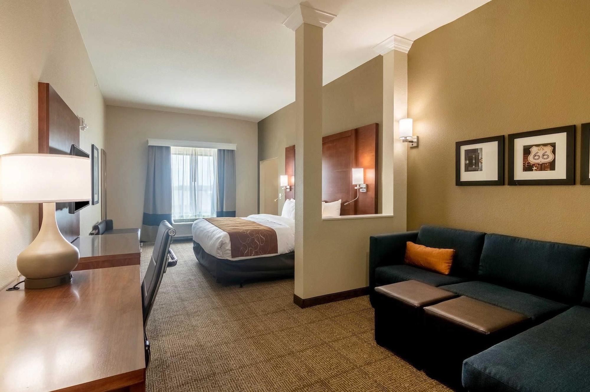 Comfort Suites Fairgrounds West Oklahoma City Bagian luar foto