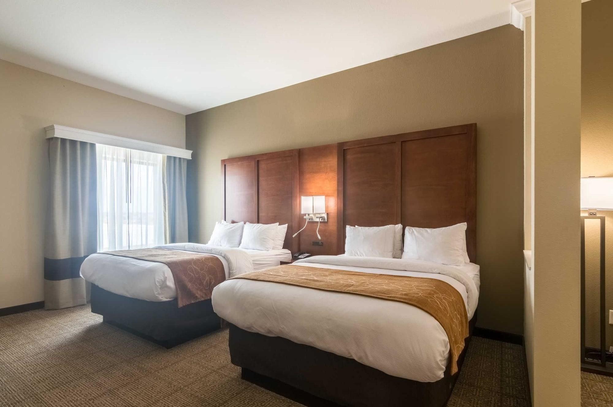 Comfort Suites Fairgrounds West Oklahoma City Bagian luar foto