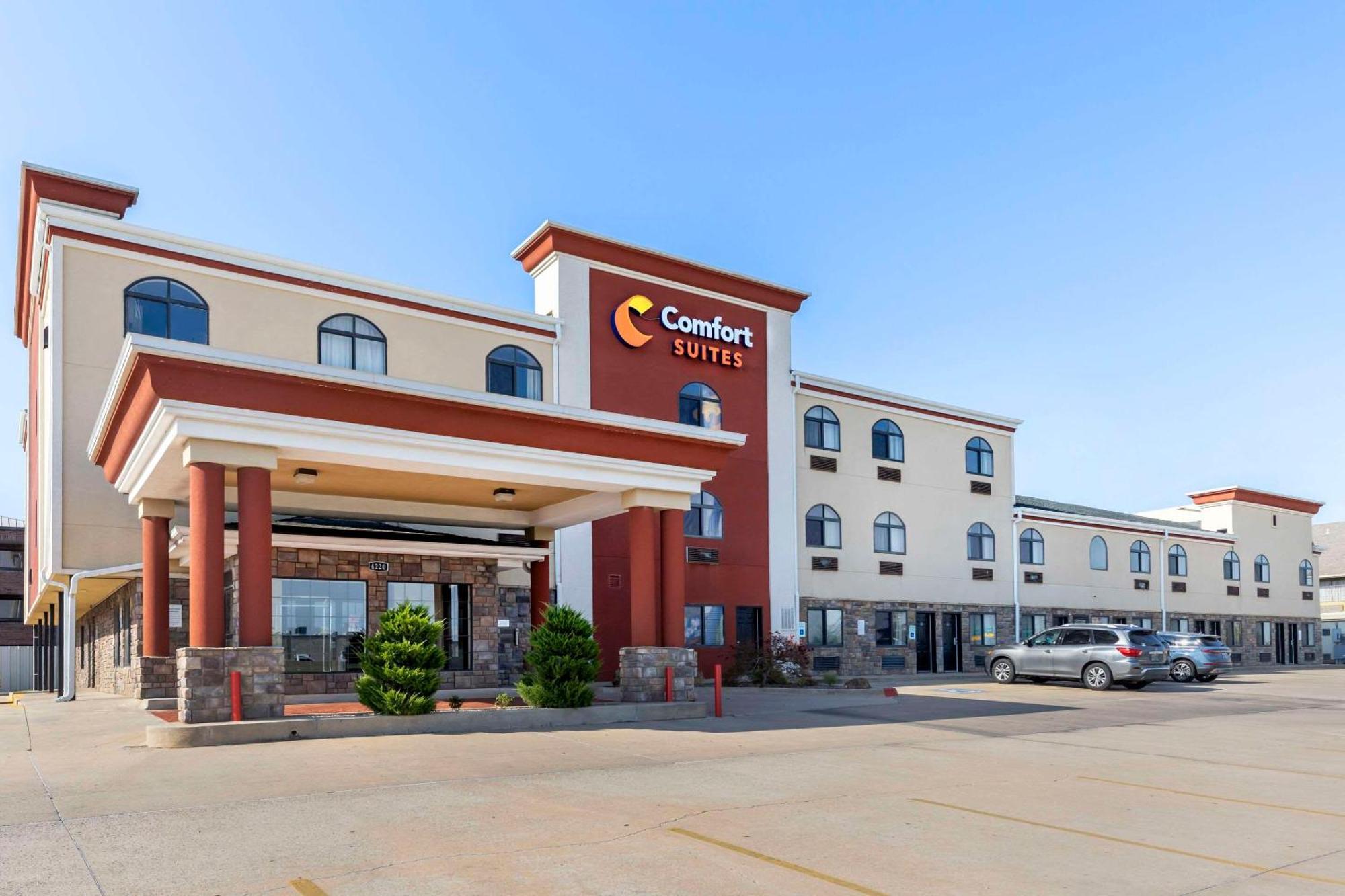 Comfort Suites Fairgrounds West Oklahoma City Bagian luar foto